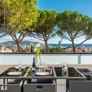 elegance.fr-provencehotel.com/